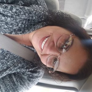 Meet your Posher, Cassandra